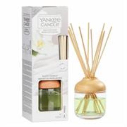 Picture of Yankee Candle Signature Reeds Fluffy Towels 120ml